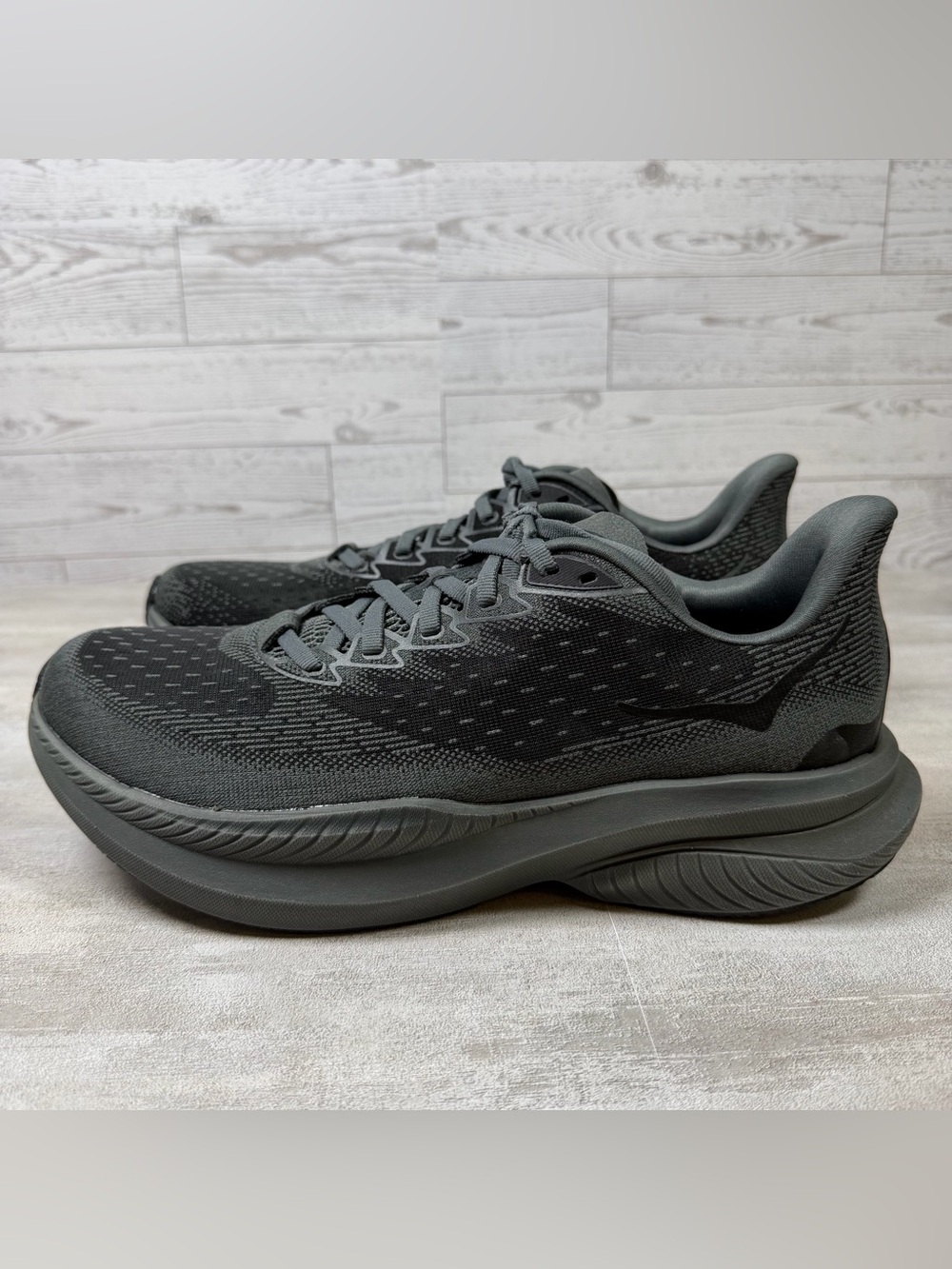 Hoka One One Mach 6 LA Black Gray Running Shoes Men’s Size 8.5D 1164032 BBLC NEW
